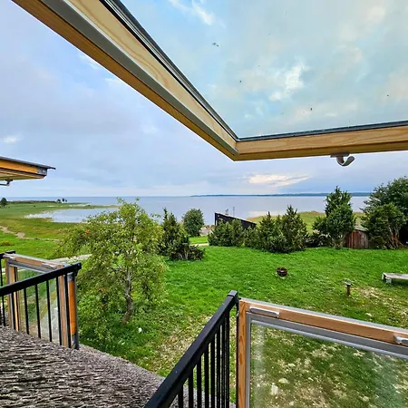 Puulaiu Korts Majutus Country house