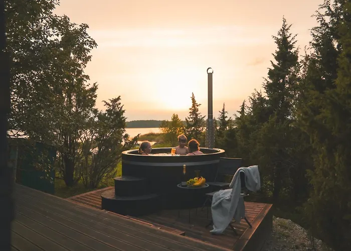 Puulaiu Korts Majutus