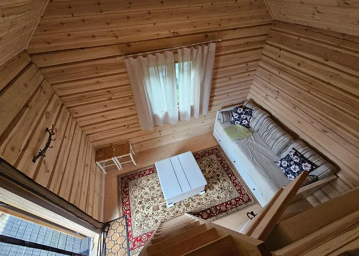 Landhuis Puulaiu Korts Majutus