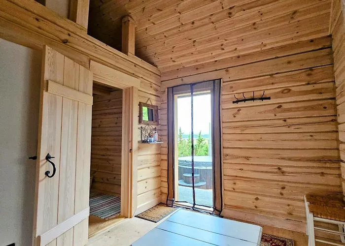 Puulaiu Korts Majutus Landhuis Nasva (Hiiu)