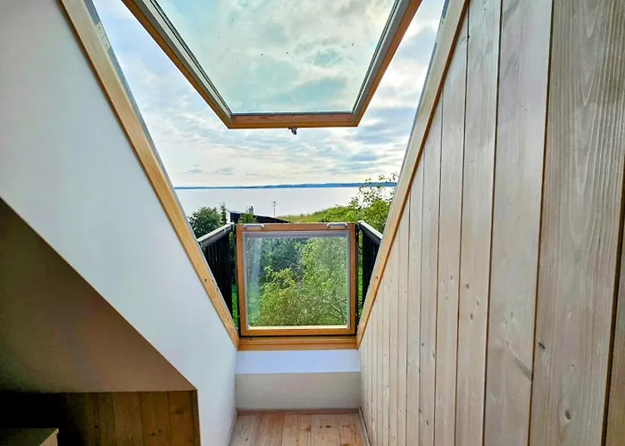 Landhuis Puulaiu Korts Majutus *