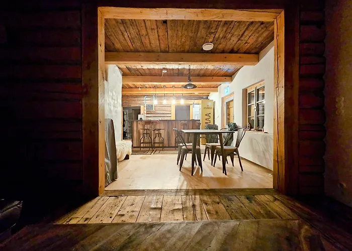 Landhuis Puulaiu Korts Majutus *